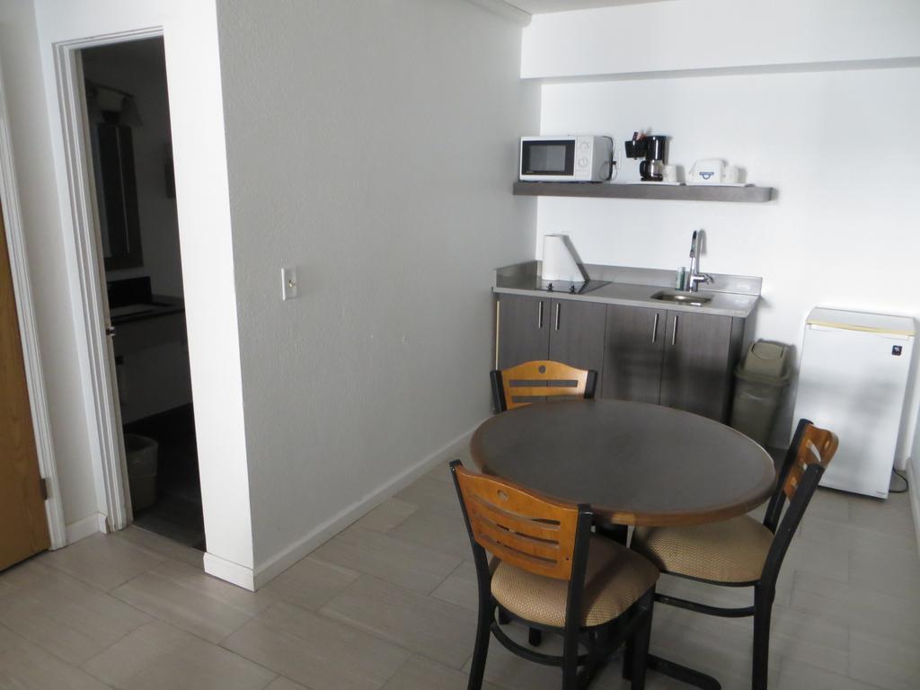 Arya Blu Inn And Suites Ormond Beach Exteriör bild